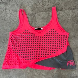 Fox size med pink crop top